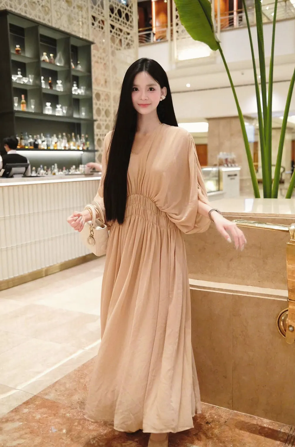 Đầm Sương màu Be